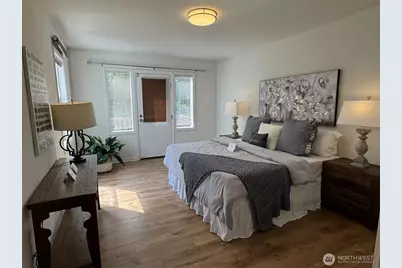 4329 NE 56th Street, Seattle, WA 98105 - Photo 17