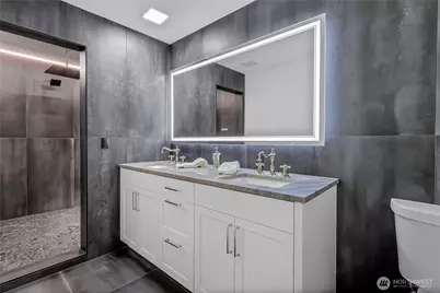 16331 Maplewild Avenue SW, Burien, WA 98166 - Photo 9