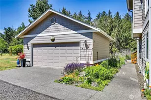 262 Margaret St, Port Ludlow, WA 98365 - Photo 33