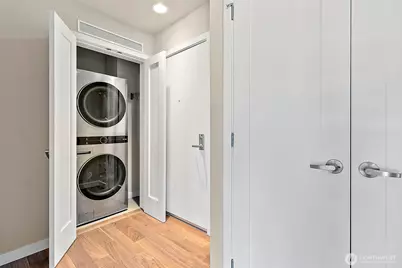 10000 Main Street #504, Bellevue, WA 98004 - Photo 21