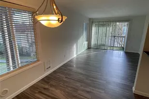 14006 SE 6th, Bellevue, WA 98007 - Photo 5