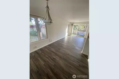 14006 SE 6th #10, Bellevue, WA 98007 - Photo 15