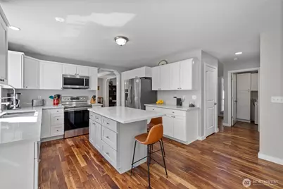 15721 Fairview Lake Road SW, Port Orchard, WA 98367 - Photo 11