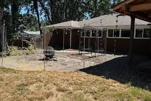 1350 SW Kelly Ave, Chehalis, WA 98532 - Photo 3