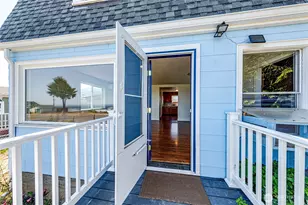 812 W 4th St, Port Angeles, WA 98363 - Photo 9