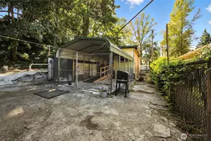 618 N 3rd Ave, Kelso, WA 98626 - Photo 3