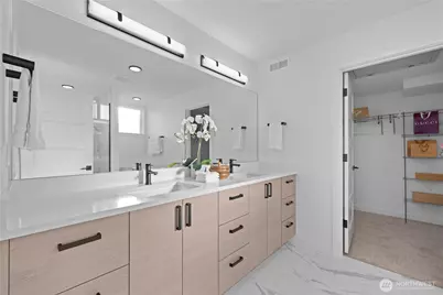 1704 A N 47th Street, Seattle, WA 98103 - Photo 21