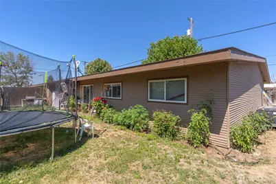 9035 Forrestal Lane, Moses Lake, WA 98837 - Photo 3