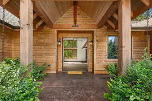 9721 NE Charisma Cir, Bainbridge Island, WA 98110 - Photo 5