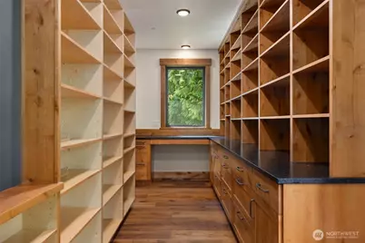 9721 NE Charisma Circle, Bainbridge Island, WA 98110 - Photo 17