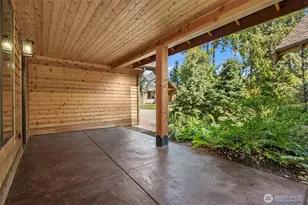 9721 NE Charisma Cir, Bainbridge Island, WA 98110 - Photo 29