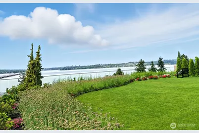 3263 Evergreen Point Road, Medina, WA 98039 - Photo 3