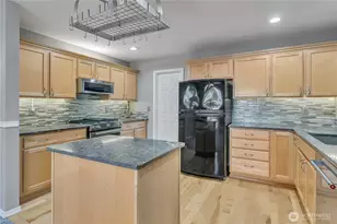 23516 SE 243rd Pl, Maple Valley, WA 98038 - Photo 9