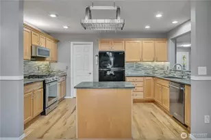 23516 SE 243rd Pl, Maple Valley, WA 98038 - Photo 11