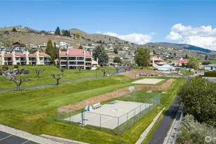 100 Lake Chelan Shores Dr, Chelan, WA 98816 - Photo 11