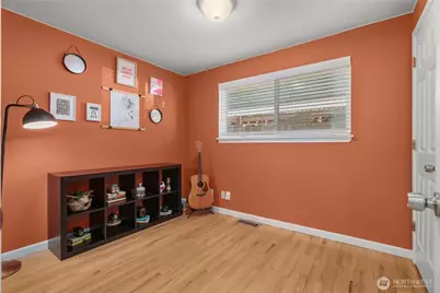 420 SW 127th Street, Seattle, WA 98146 - Photo 15