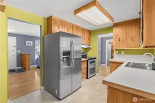 420 SW 127th St, Seattle, WA 98146 - Photo 9