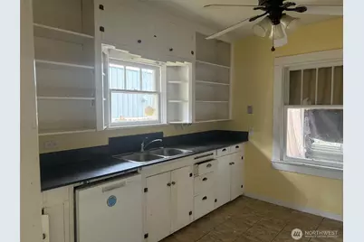 4834 S Park Avenue, Tacoma, WA 98408 - Photo 9