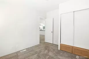 3431 S 180th Pl, SeaTac, WA 98188 - Photo 17