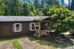 172 Sprague Valley Dr, Maple Falls, WA 98266 - Photo 1