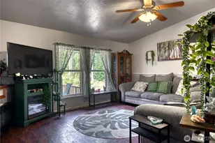 172 Sprague Valley Dr, Maple Falls, WA 98266 - Photo 3