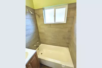 7410 Rainier Avenue S, Seattle, WA 98118 - Photo 13