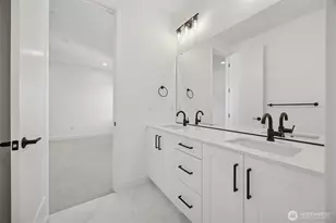 18814 99th Ct NE, Bothell, WA 98011 - Photo 25