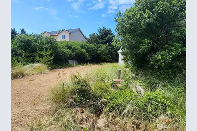 339 Sand Dune Avenue NW, Ocean Shores, WA 98569 - Photo 3