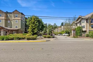 690 32nd St, Bellingham, WA 98225 - Photo 3