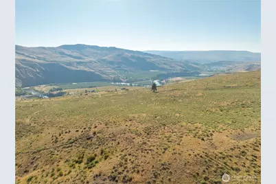 0 Goat Ridge Lot 6 - Hwy 153 #6, Pateros, WA 98846 - Photo 1