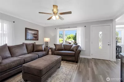 223 R Street SE, Auburn, WA 98002 - Photo 11