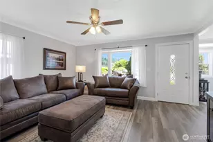 223 R St SE, Auburn, WA 98002 - Photo 11