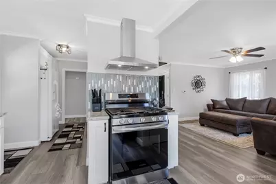 223 R Street SE, Auburn, WA 98002 - Photo 7