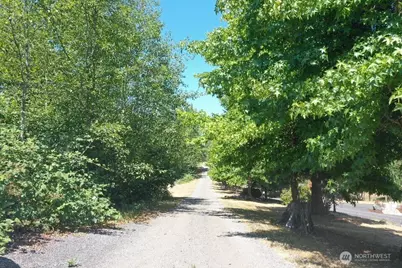 13216 Meridian Avenue N, Marysville, WA 98271 - Photo 3