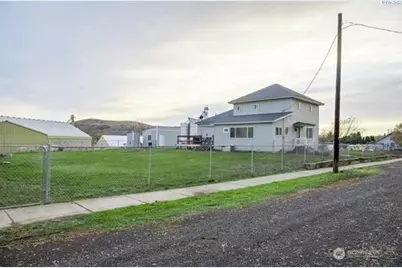 304 E Second Street, Prescott, WA 99348 - Photo 3