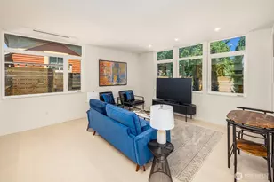 314 NE 59th St, Seattle, WA 98105 - Photo 3