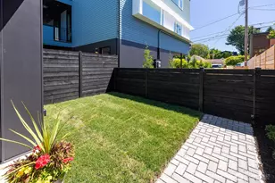 314 NE 59th St, Seattle, WA 98105 - Photo 9