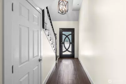 160 S 1st Street, Kalama, WA 98625 - Photo 3