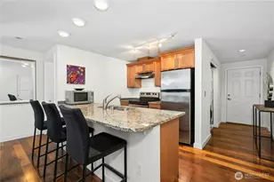 231 Belmont Ave E, Seattle, WA 98102 - Photo 11