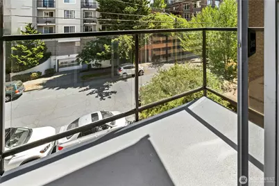 231 Belmont Avenue E #310, Seattle, WA 98102 - Photo 21