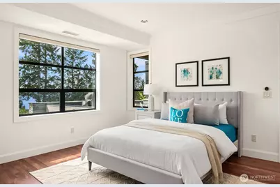 9632 Lake Washington Boulevard NE, Bellevue, WA 98004 - Photo 23