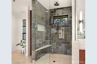 9632 Lake Washington Boulevard NE, Bellevue, WA 98004 - Photo 19