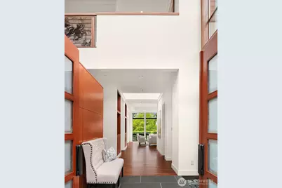 9632 Lake Washington Boulevard NE, Bellevue, WA 98004 - Photo 3