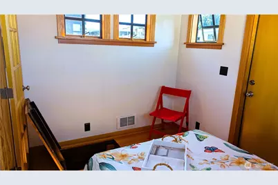 2040 Westlake Avenue N #17, Seattle, WA 98109 - Photo 17