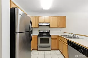 11424 1st Ave S, Seattle, WA 98168 - Photo 7