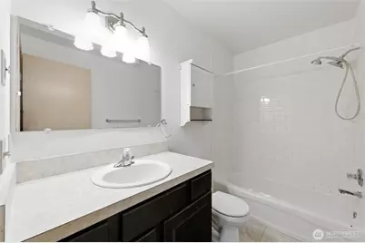 11424 1st Avenue S #204, Seattle, WA 98168 - Photo 19