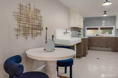 718 E Aloha Street #10, Seattle, WA 98102 - Photo 21