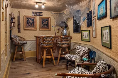 718 E Aloha Street #10, Seattle, WA 98102 - Photo 23