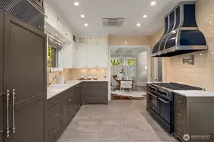 718 E Aloha St, Seattle, WA 98102 - Photo 13