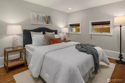 718 E Aloha Street #10, Seattle, WA 98102 - Photo 25